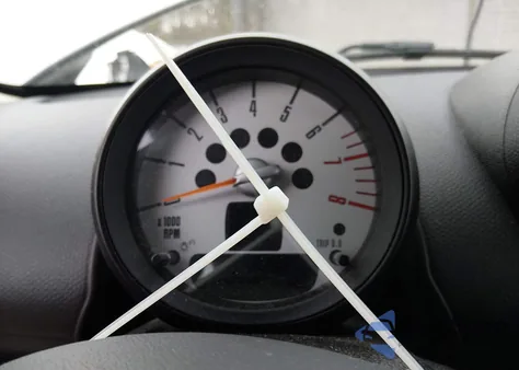 2014 Mini Countryman Cooper S z USA, uszkodzony, nr VIN WMWZC5C5XEWM18411